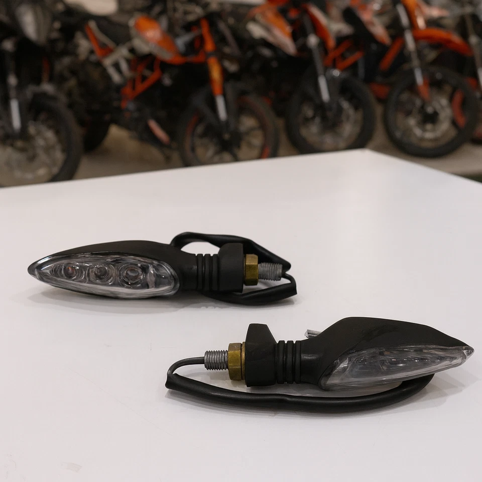 Se adapta a KTM 125 200 250 390 690 DUKE LED Indicador de señal de giro Juego de 2 luces intermitentes Foto 3 de 4