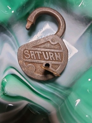 Antique Saturn Padlock w/ key (working) US lock mailbox tool box  safe vintage