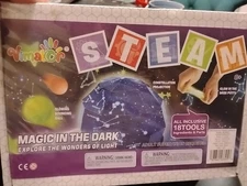 Fun Express STEAM Light & Shadow Magic in the Dark Kit, 8 1/4" x 6 3/4" - 18 Pie