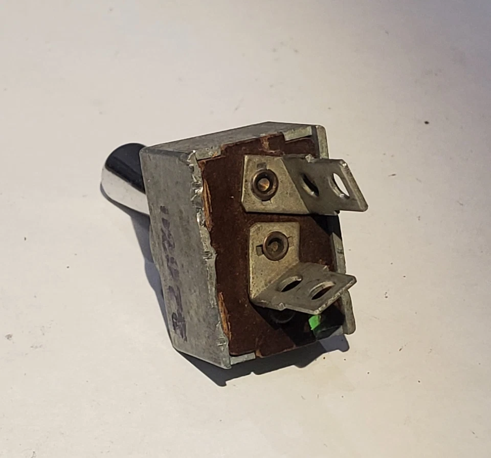 Reconstruido 1967 1968 1969 1970 Plymouth Barracuda Dodge Dart Mapa Luz Interruptor 68 69 Foto 3 de 3