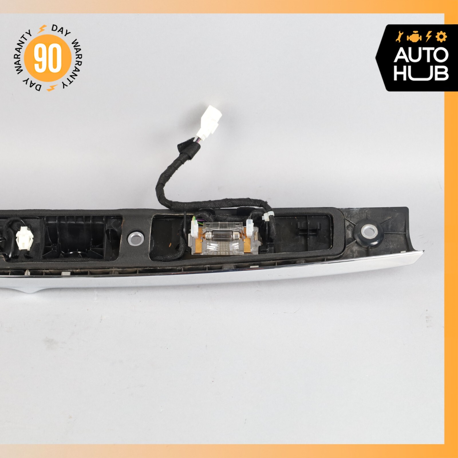 14-22 Maserati Quattoporte M156 S Q4 Rear Trunk Lid Moulding Plate w/Lights OEM