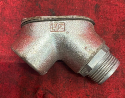 APPLETON ELECTRIC MALE/FEMALE 90º PULLING ELBOW SIZE: 1/2