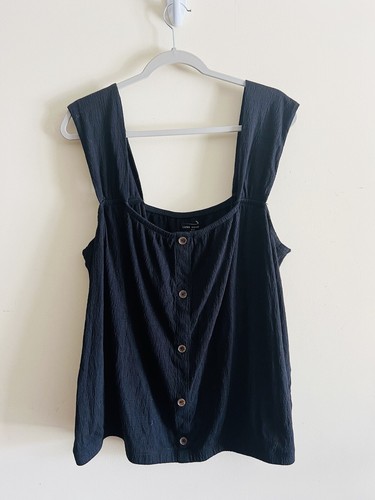 Lane Bryant 26/28 Plus Size Black Button Tank Top NWT Square 4x