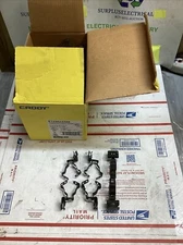 CADDY ERICO 812M24SM SIDE MOUNT 1/2" to 3/4" EMT 1/8" to 1/4" FLANGE ED4U 4053