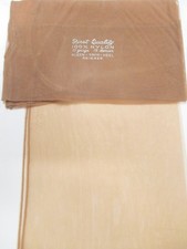 1PR VINTAGE UNBRAND SEAMED SHEER FULL FASHION NYLON STOCKINGS 10 1/2 MED BEIGE