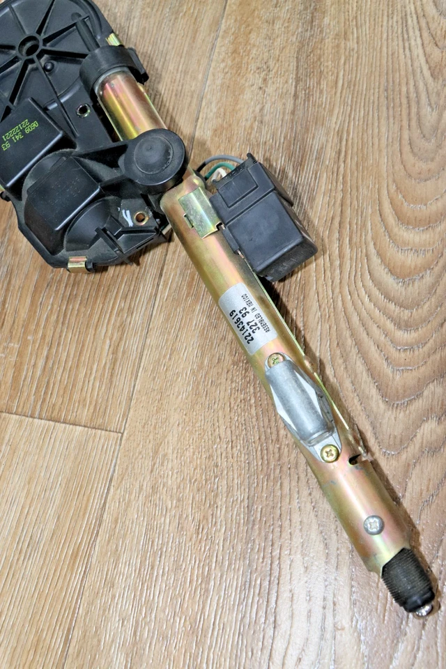 NOS GM 22137934 Antena, Radio Potencia Chevrolet 91-96 Caprice 94-96 Impala Foto 4 de 4