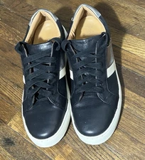 Frye And Co Black And Silver Sneakers Size 9 Womens Lace Up