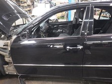 5356362 Tür links vorne MERCEDES-BENZ E-Klasse (W211) A211720130528
