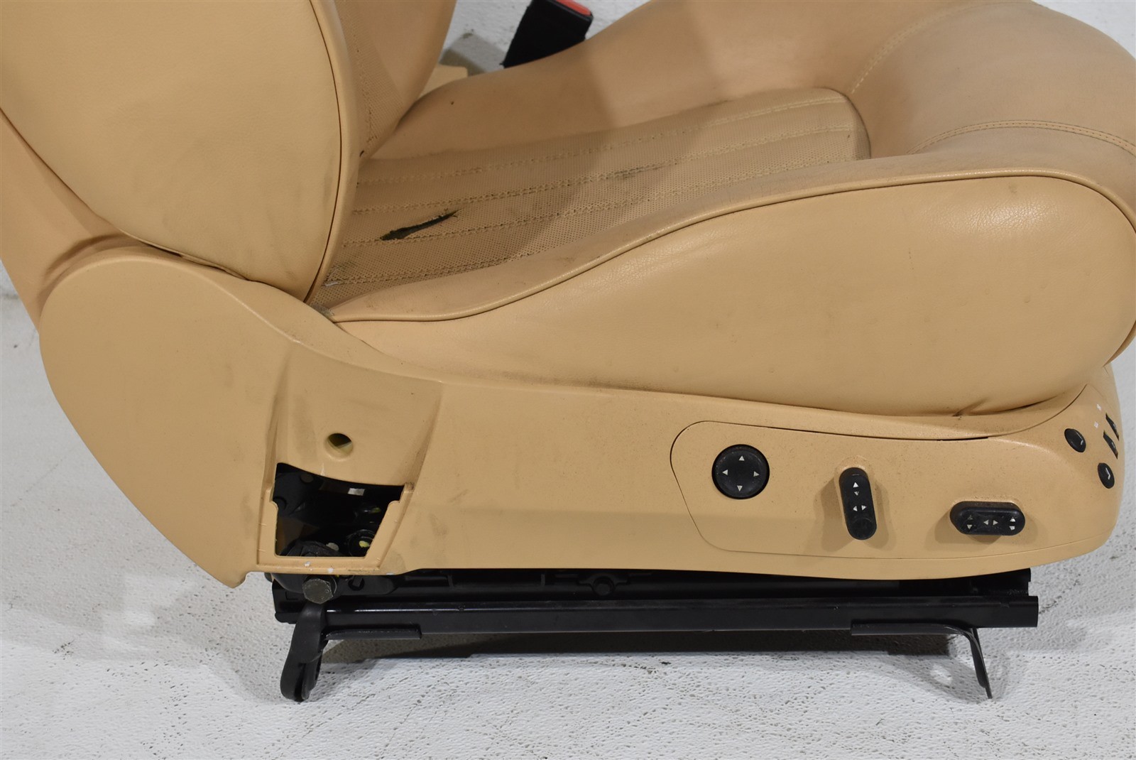 Maserati Quattroporte 2003-2012 Front Right Seat