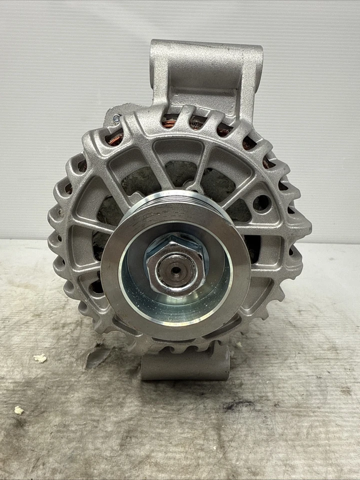 *HAS MARKS* Alternato-SUPER DUTY F250 F450 F550 7.3L 99 00 01 EXCURSION - Image 3 of 4