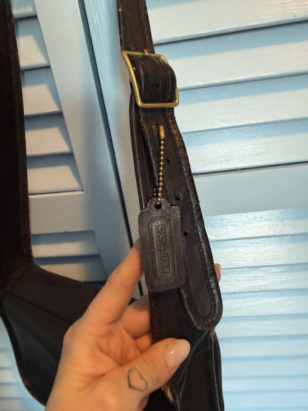 Rare Vintage Coach NYC Dinky Sling Bag - Black, Repaired Strap image 3