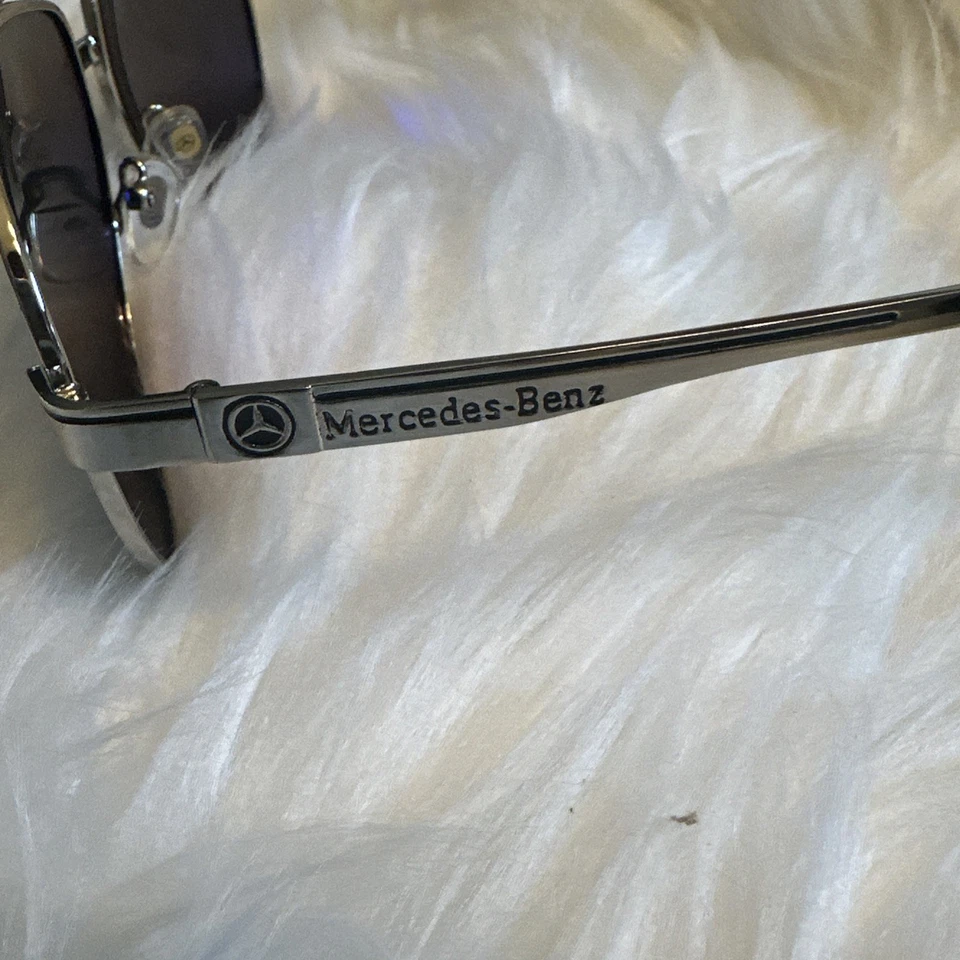 Mercedes-Benz MB737 Mens Silver Frame Blue Lens Aviator Sunglasses - Image 3 of 4