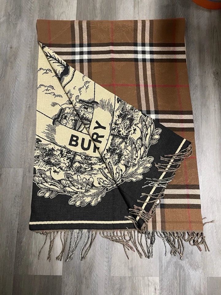 Burberry Reversible Knight Cashmere Scarf - Image 3 of 3