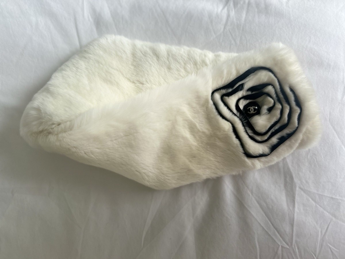 CHANEL Used CC Logos Fur Scarf Muffler Neck Warmer 100% Rabbit