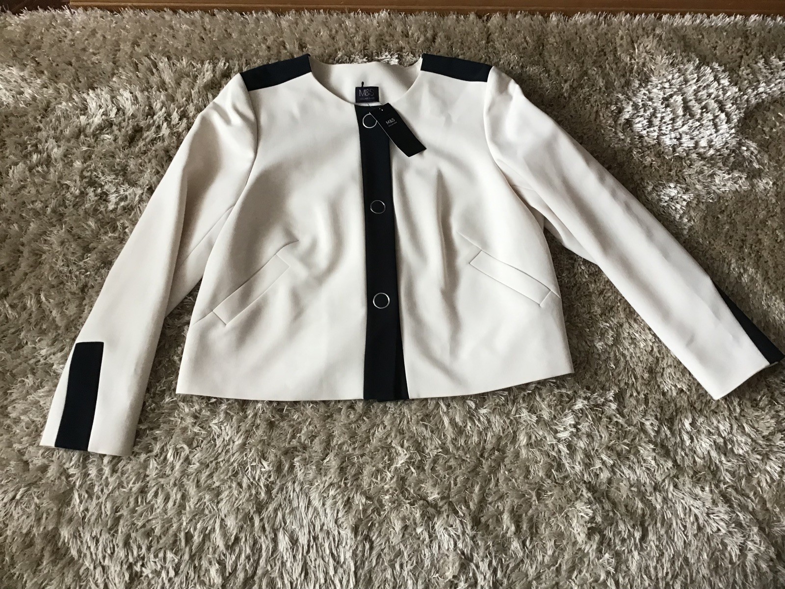 Picture 1 of 20