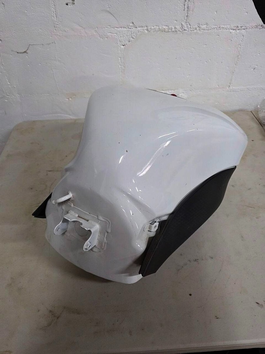 OEM 2005-2006 Kawasaki Ninja ZX6R 636 Fuel Gas Tank WHITE No Dents