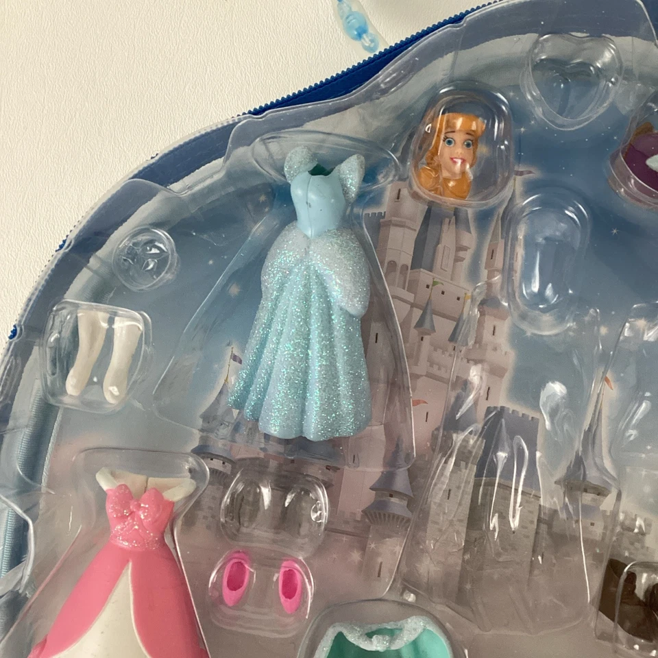 Disney Parques Princesa Cenicienta Polly Muñeca de Bolsillo Ropa Accesorios SIN MUÑECAS Foto 3 de 4