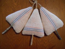 3 Primitive Grainsack Hanging Christmas Tree ornaments Bowl fillers