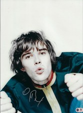 IAN BROWN SIGNED 16x12 STONE ROSES PHOTOGRAPH (ACG CERT AG18771)