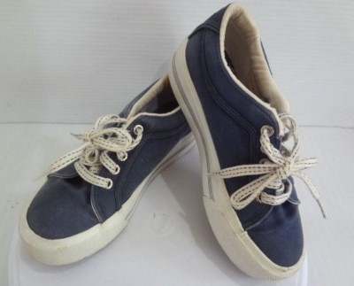 90s Woman's TOMMY HILFIGER Canvas Platform Sneakers/Shoes Size-5 1/2M