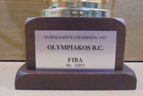 OLYMPIAKOS PIRAEUS Β.C. FIBA EUROLEAGUE CHAMPION 1997 OFFICIAL TROPHY No 2901 - Picture 4 of 15