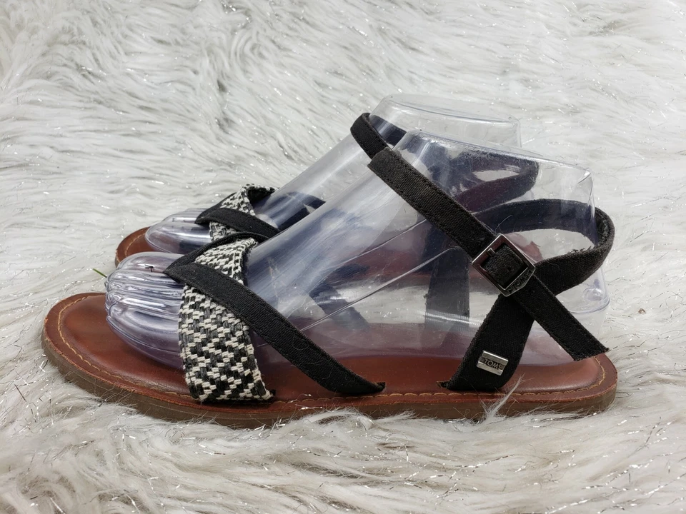 Sandalias informales TOMS negras blancas talla 7 Foto 2 de 4