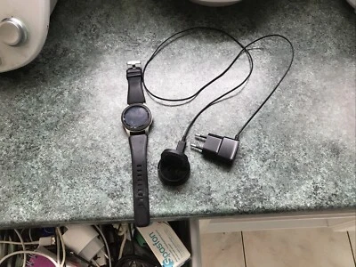 Lot 100 Montres Connectée Samsung Galaxy Watch Watch / Gear / Sport, en l'etat