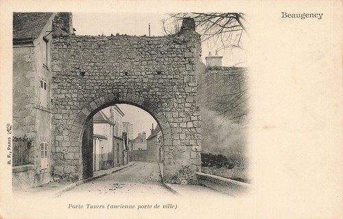45 BEAUGENCY PORTE TAVERS