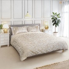 Duvet Set Embellished Jacquard Quilt Cover with Pillow Cases - Duchess
