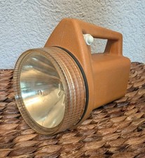 Vintage Rayovac No. LM-8 6V Lantern Flashlight Brown Made in USA