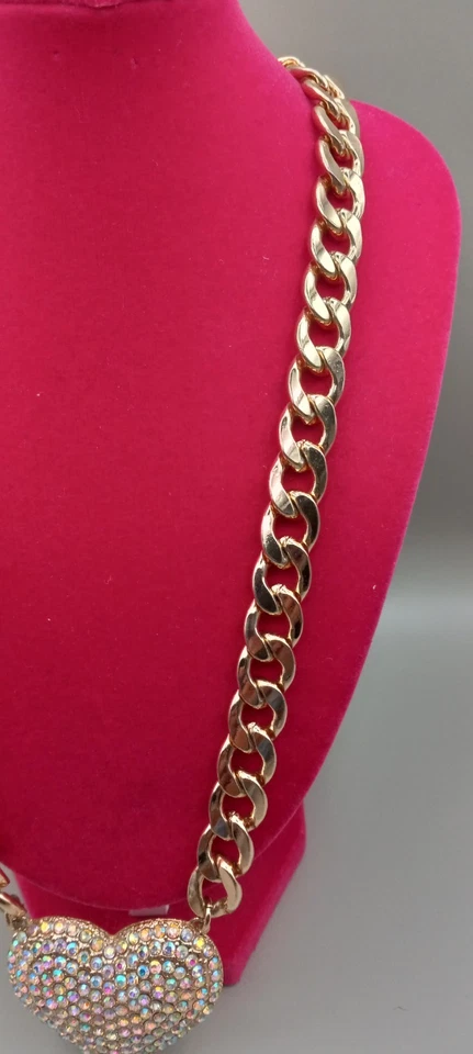 Natasha Couture Gold Tone Link Chain W/ Big Heart Pendant Rhinestones - Image 4 of 4