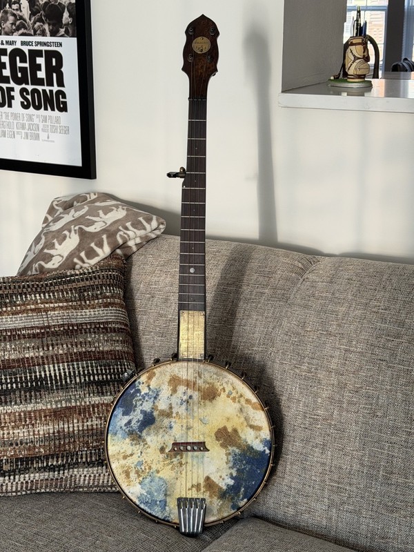 New Mulheron Open-back 12" banjo and soft carrying case