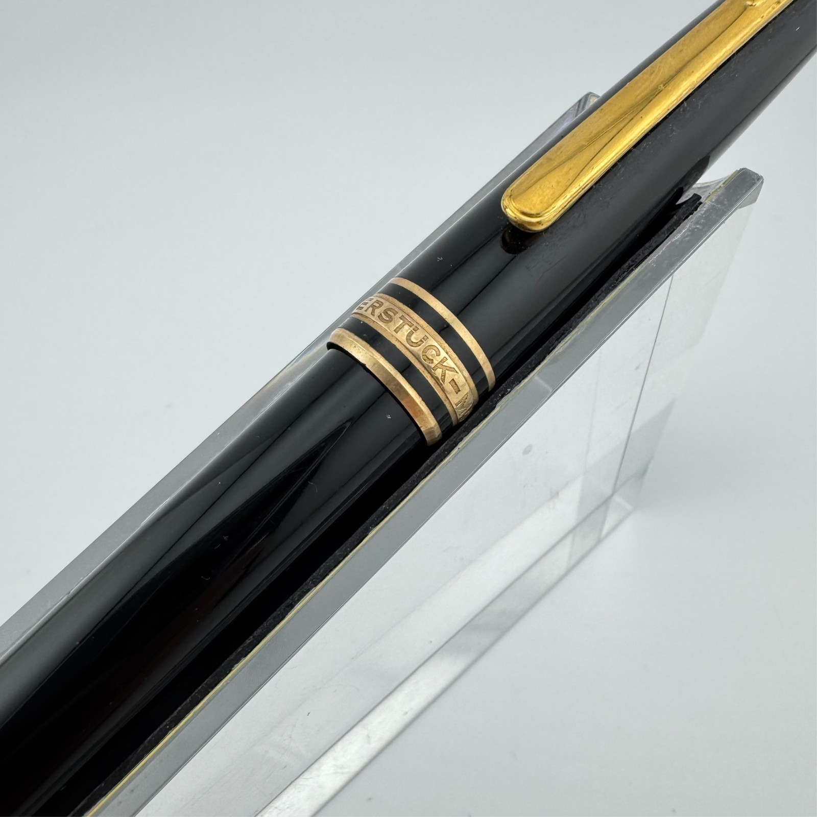 Montblanc Meisterstück No. 144 Classique Fountain Pen 14K Gold EF Nib