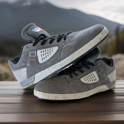 2014 DC Shoes Mens Kalis Centrc S Skate Shoes US Sz 11 Grey 3 (XSSS) Vintage Y2K
