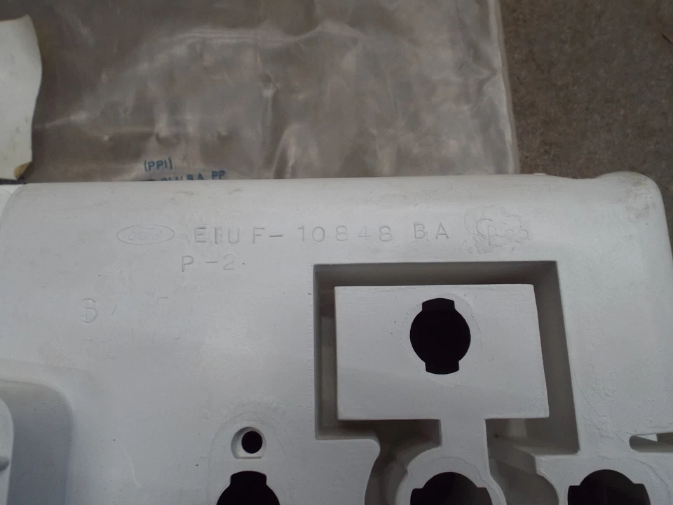 Cuadro de instrumentos Ford E150 Econoline Van 1981 1991 carcasa velocímetro 150 NOS Foto 4 de 4