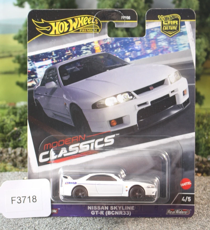 Hot Wheels Modern Classics White Nissan Skyline GT-R HRV99 FNQHotwheels F3718