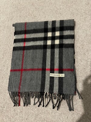 Authentic burberry scarf cashmere classic pattern UK