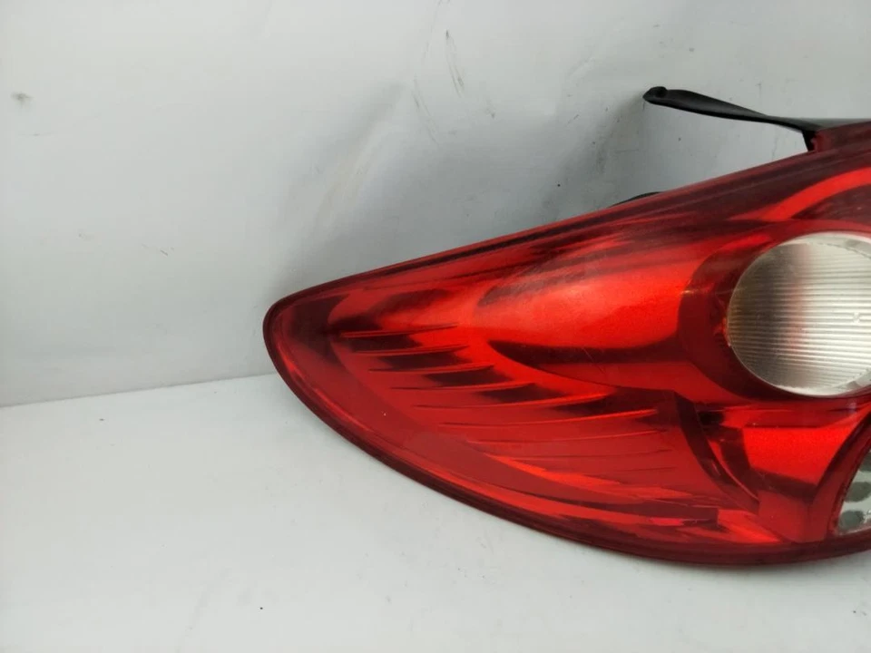 11-8058B Piloto Trasero Izquierdo para PEUGEOT 206 X-Line 2002 1741223 - Imagen 3 de 4