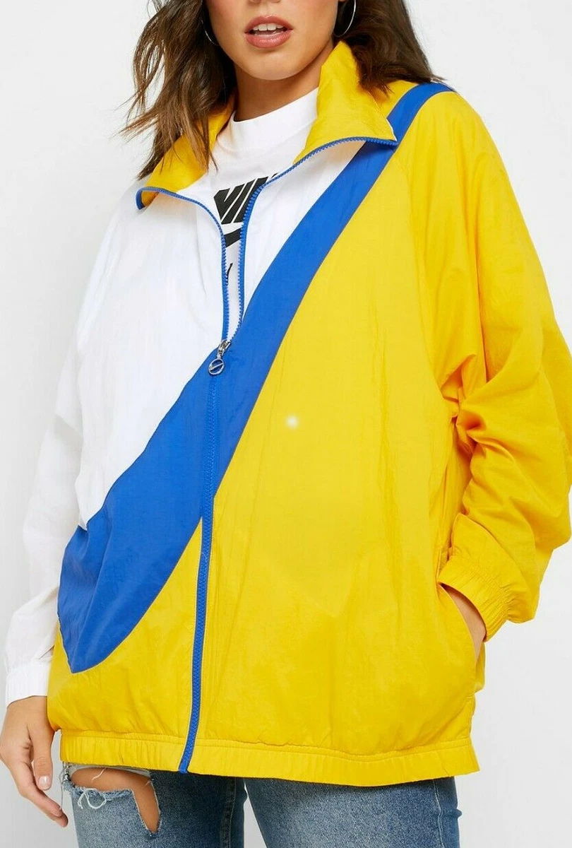 Old outlet fashioned windbreaker