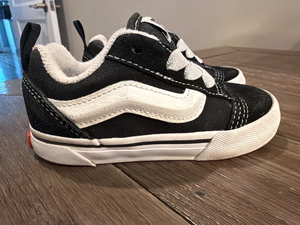 Zapatos sin cordones VANS Old Skool negros blancos niña niño pequeño talla 7 Foto 2 de 4