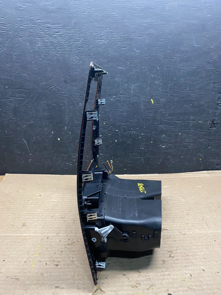 2005 to 2009 Saab 9-7X Dash Radio Stereo Display Trim Panel Bezel J9508 PS - Image 2 of 4