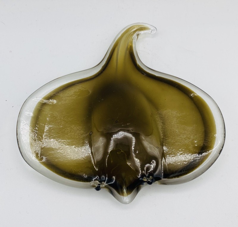 Vintage Hand Blown Art Glass Stingray - Ocean Sea Life - Paperweight Polished