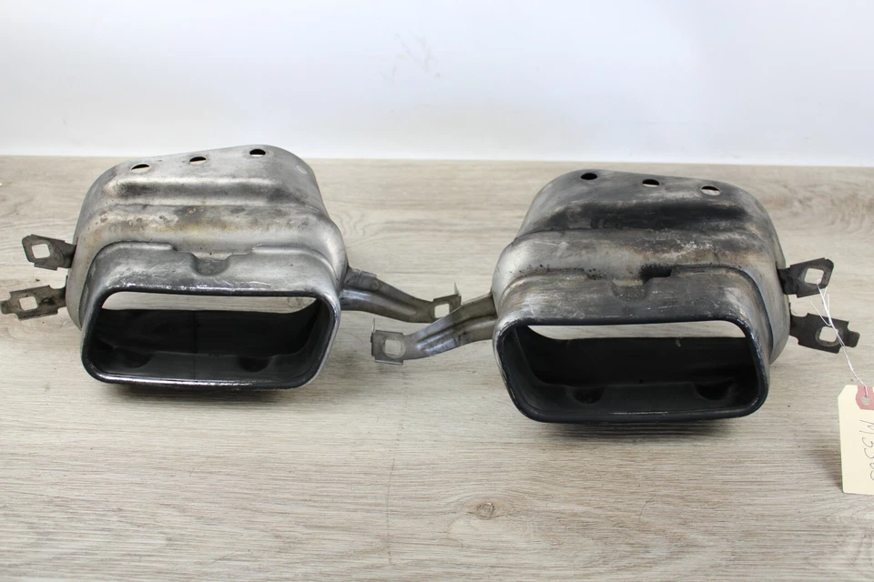 BMW F01 F02 740LI 740I 750I 750LI MUFFLER EXHAUST TIPS OEM - Image 2 of 4