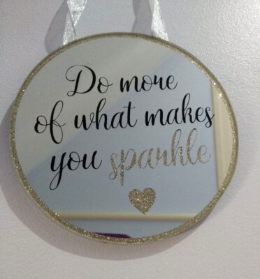 DO MORE OF WHAT MAKES YOU SPARKLE GLAS WANDRELIEF GLITZERY