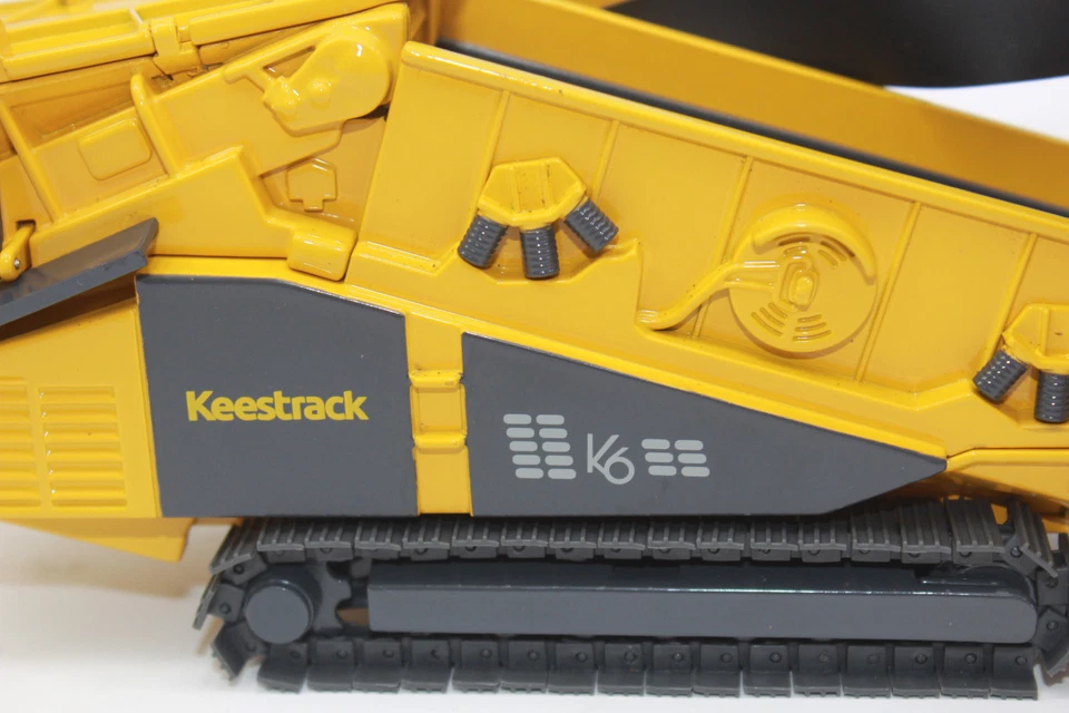 Sistema de cribado Keestrack K6 Frontier en suspensión sobre orugas móvil NUEVO en embalaje original 1:50 - Imagen 4 de 4