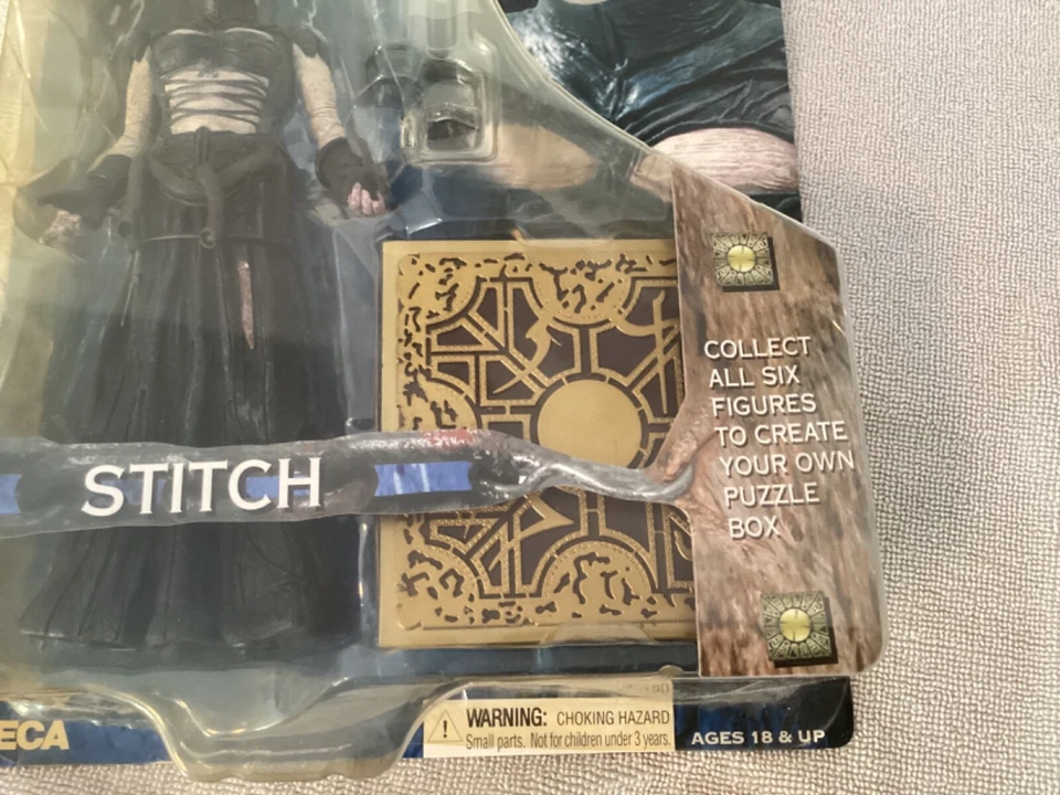 Figura de acción de colección Hellraiser Stitch NECA serie 1 One versión sangrienta 2003 Foto 4 de 4