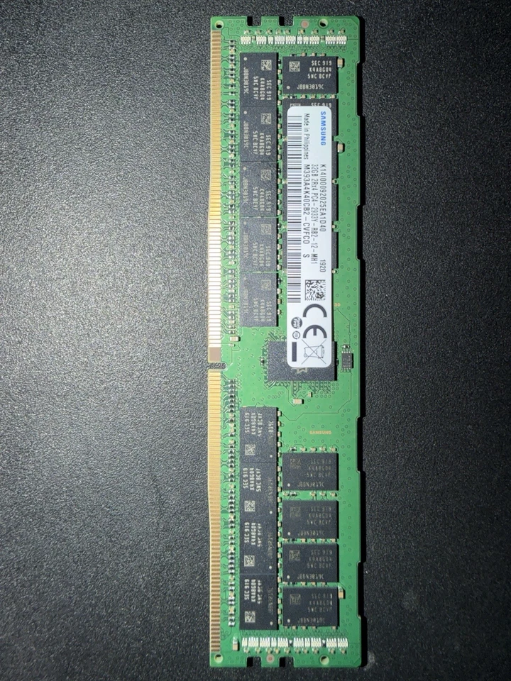 Samsung 32GB 2Rx4 PC4-2933Y DDR4-23400 ECC REG Server Memory M393A4K40DB2-CVF - Image 1 of 1