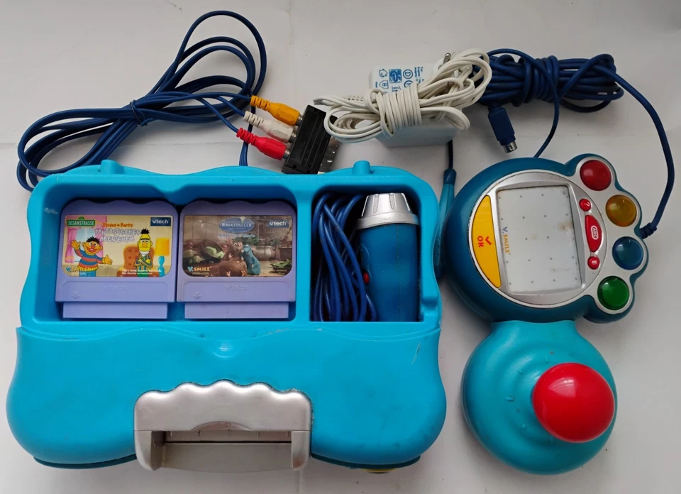 VTech V.Smile Aktives Lernsystem Konsole für 2 Spieler mit 2 Super Spielen + TOP