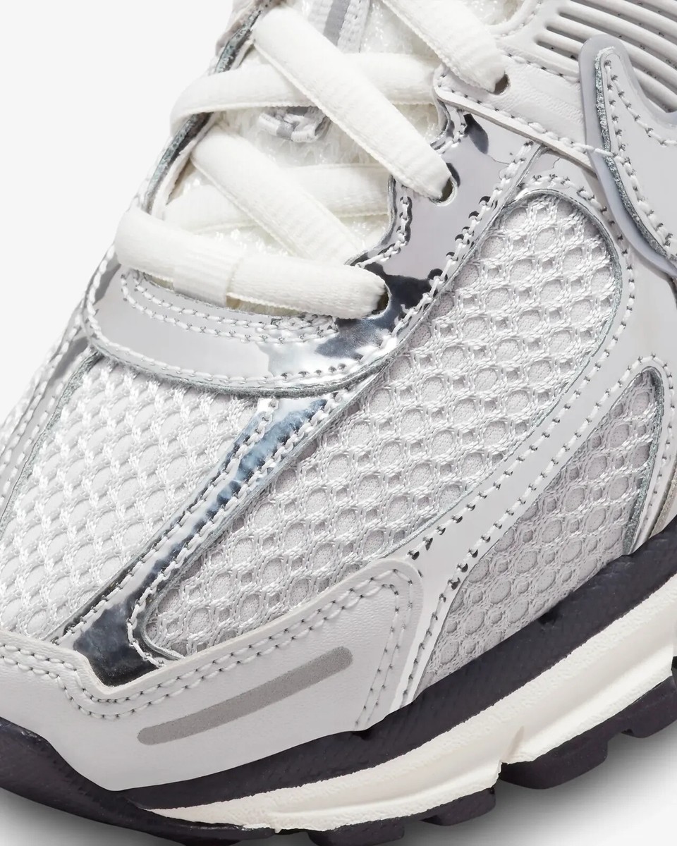 New Nike Women's Zoom Vomero 5 Shoes - Photon Dust (FD0884