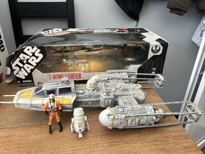 特撮 Star Wars Y-wing Fighter & Pilot 特撮 Star Wars Y-wing Fighter & Pilot 61hEKhVby9L._AC_UF894,